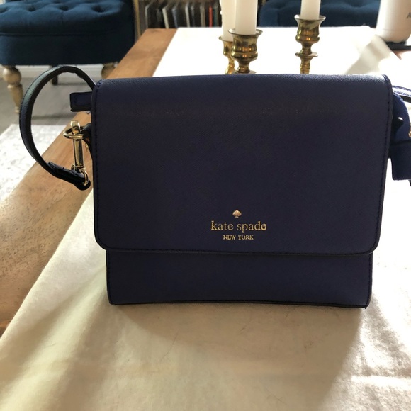 Small Kate Spade Purse - Picture 2 of 3